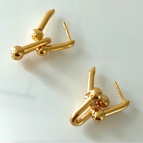 Gold Hardware Link Earrings - Picture 7 of 11